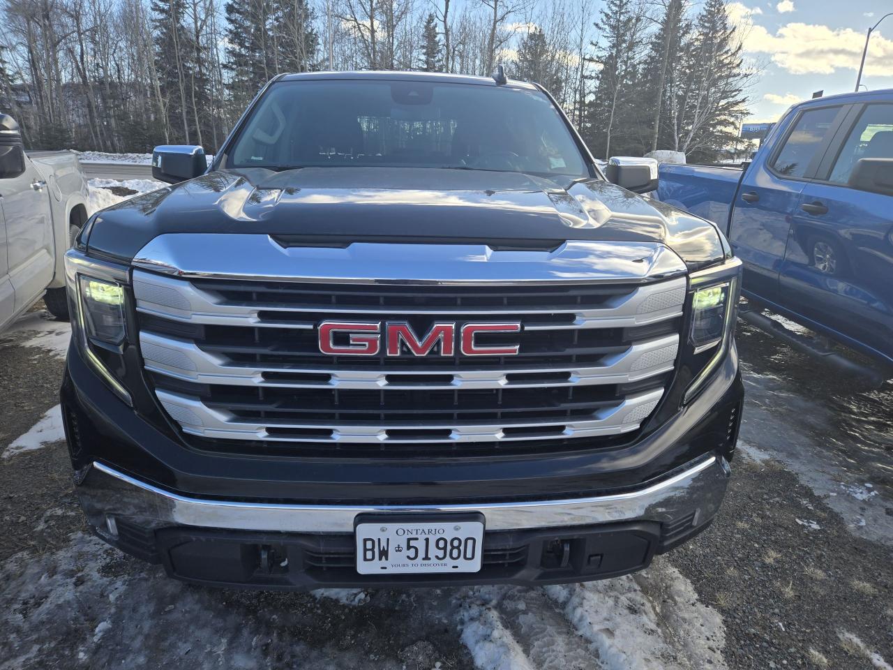 2023 GMC Sierra 1500 4WD Crew Cab 147" SLE - Photo #2