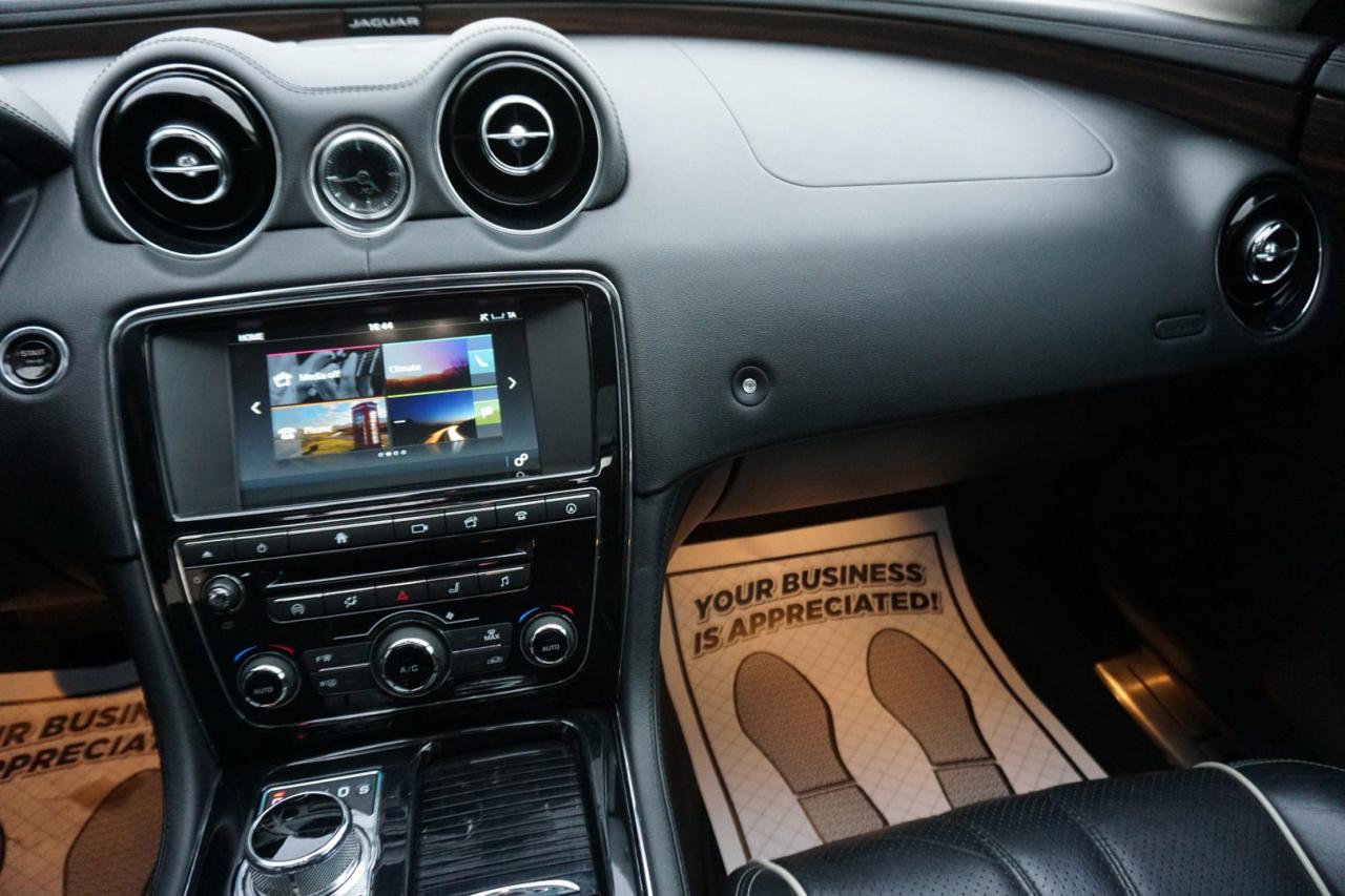 2016 Jaguar XJ -Series XJ R-SPORT AWD CERTIFIED *ACCIDENT FREE* CAMERA NAV BLUETOOTH LEATHER HEATED SEATS PANO ROOF CRUISE ALLOYS - Photo #11