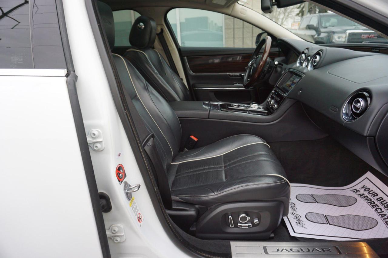 2016 Jaguar XJ -Series XJ R-SPORT AWD CERTIFIED *ACCIDENT FREE* CAMERA NAV BLUETOOTH LEATHER HEATED SEATS PANO ROOF CRUISE ALLOYS - Photo #18