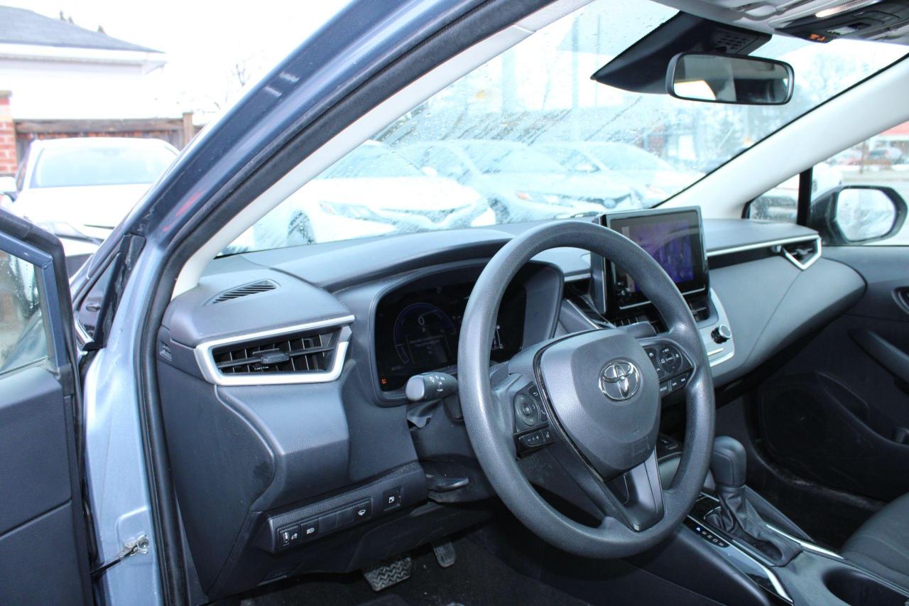 2023 Toyota Corolla Hybrid LE CVT - Photo #13