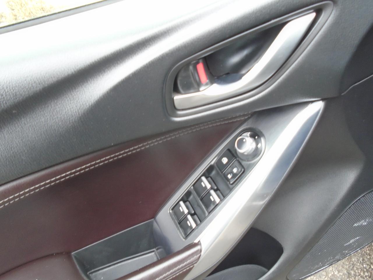 2016 Mazda MAZDA6 GS/ONE OWNER / DEALER SERVICED/LOADED /NO ACCIDENT - Photo #12