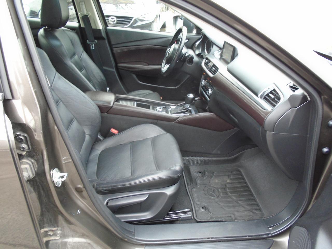 2016 Mazda MAZDA6 GS/ONE OWNER / DEALER SERVICED/LOADED /NO ACCIDENT - Photo #15
