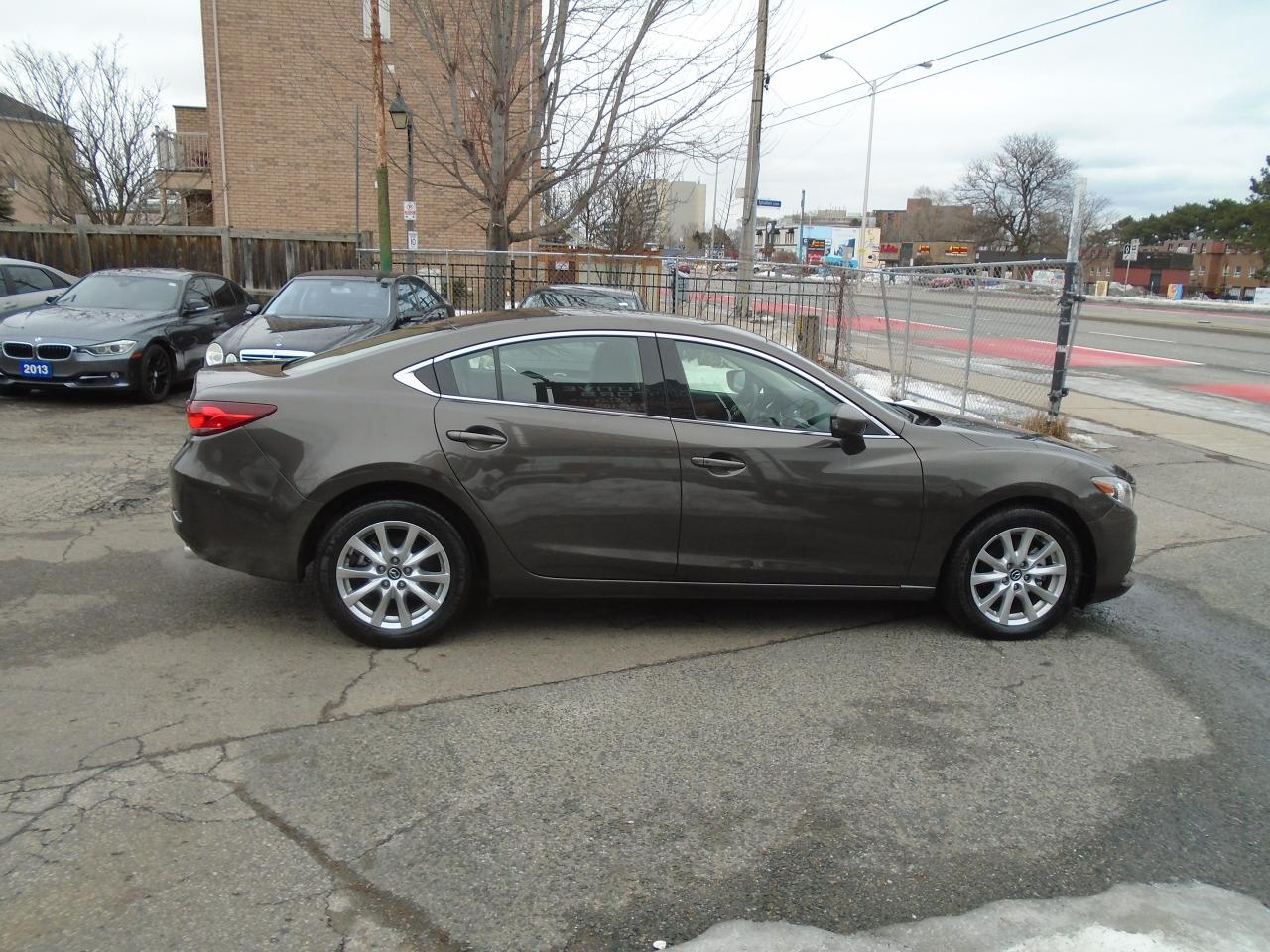 2016 Mazda MAZDA6 GS/ONE OWNER / DEALER SERVICED/LOADED /NO ACCIDENT - Photo #4
