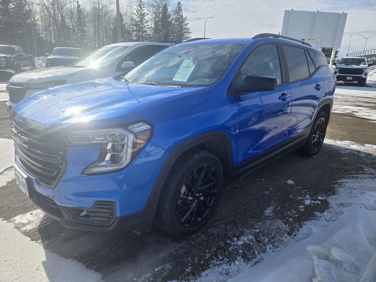 2024 GMC Terrain AWD 4DR SLE - Photo #3