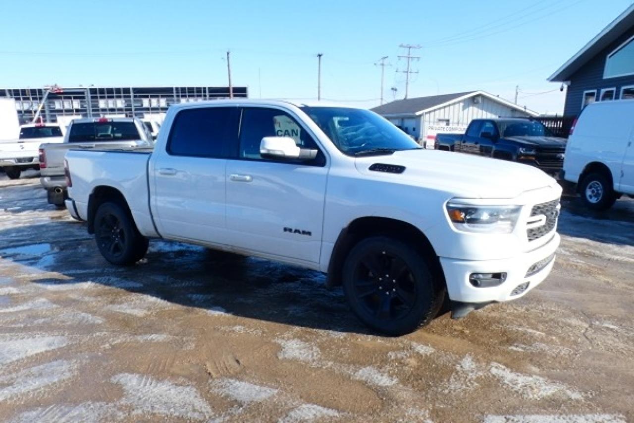 2022 Dodge Ram 1500 Sport 4x4 Crew Cab 5'7" Box w/Htd L.wrap, NAV, BUC - Photo #4