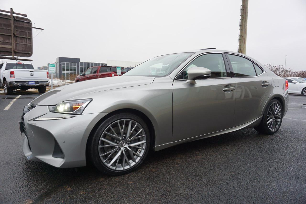 2019 Lexus IS 300 AWD CERTIFIED CAMERA NAV BLUETOOTH LEATHER HEATED SEATS SUNROOF CRUISE ALLOYS - Photo #3