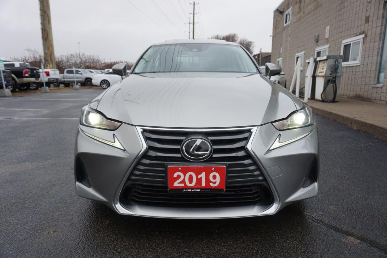 2019 Lexus IS 300 AWD CERTIFIED CAMERA NAV BLUETOOTH LEATHER HEATED SEATS SUNROOF CRUISE ALLOYS - Photo #2