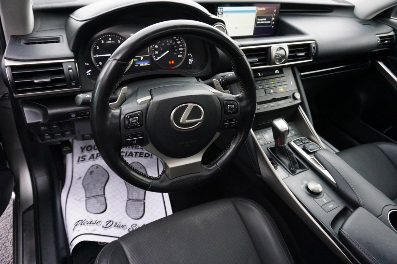 2019 Lexus IS 300 AWD CERTIFIED CAMERA NAV BLUETOOTH LEATHER HEATED SEATS SUNROOF CRUISE ALLOYS - Photo #9