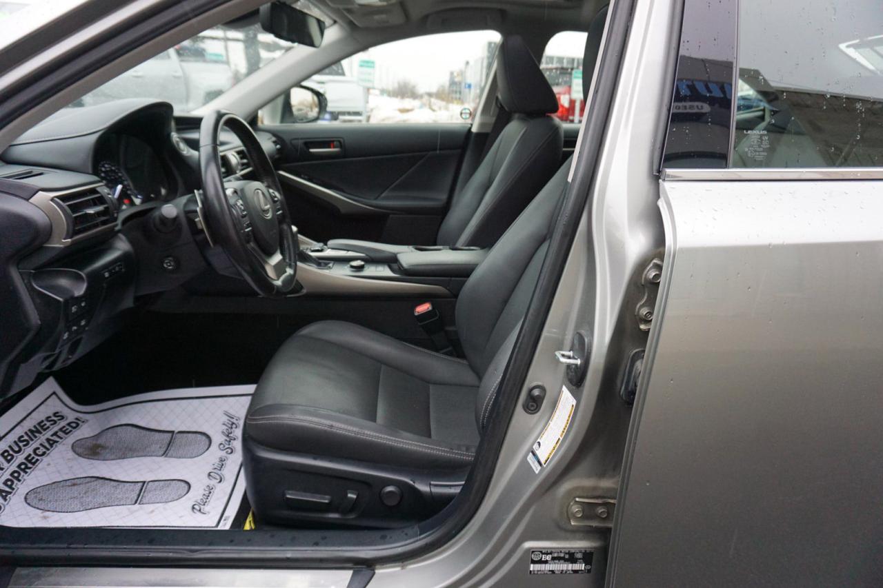 2019 Lexus IS 300 AWD CERTIFIED CAMERA NAV BLUETOOTH LEATHER HEATED SEATS SUNROOF CRUISE ALLOYS - Photo #15