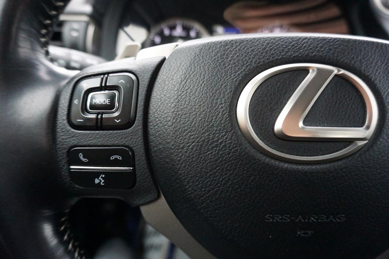 2019 Lexus IS 300 AWD CERTIFIED CAMERA NAV BLUETOOTH LEATHER HEATED SEATS SUNROOF CRUISE ALLOYS - Photo #35