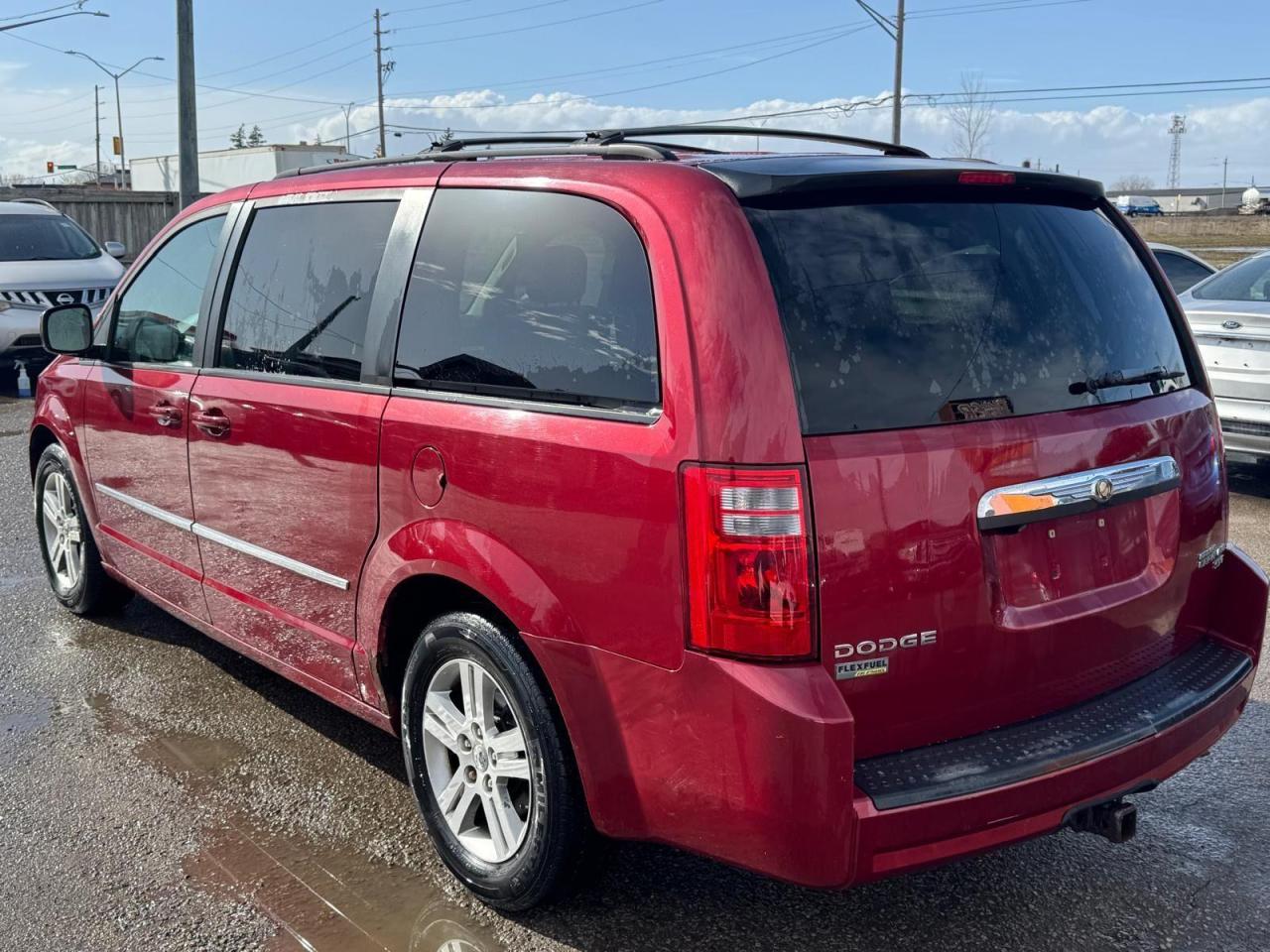 2010 Dodge Grand Caravan SXT, NO ACCIDENTS, RUNS GOOD, AS IS - Photo #3