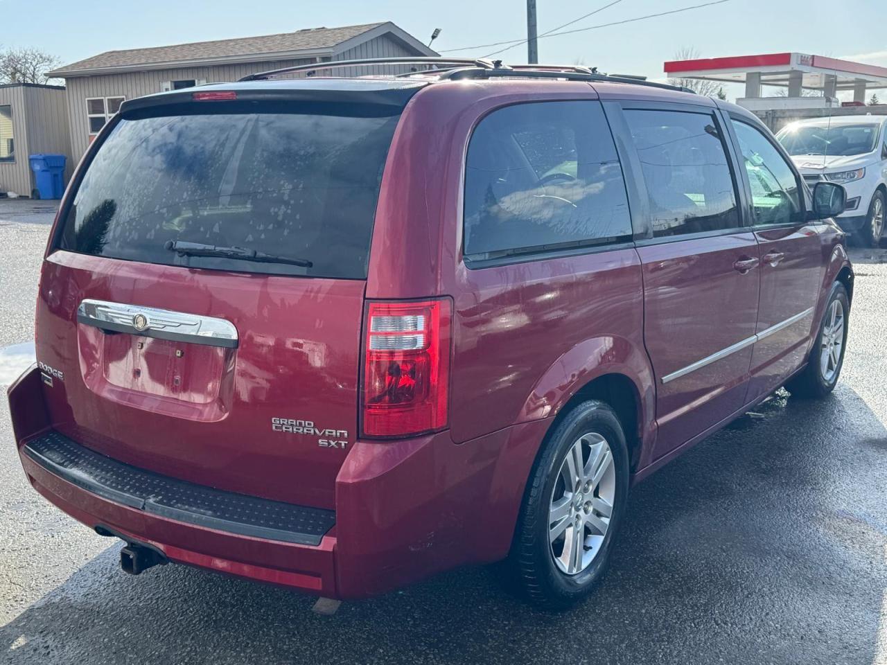 2010 Dodge Grand Caravan SXT, NO ACCIDENTS, RUNS GOOD, AS IS - Photo #5