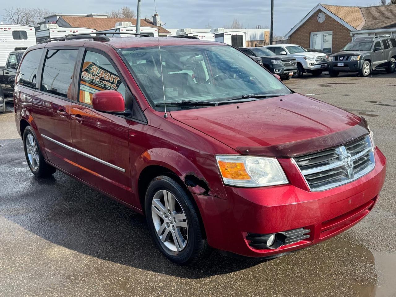 2010 Dodge Grand Caravan SXT, NO ACCIDENTS, RUNS GOOD, AS IS - Photo #7