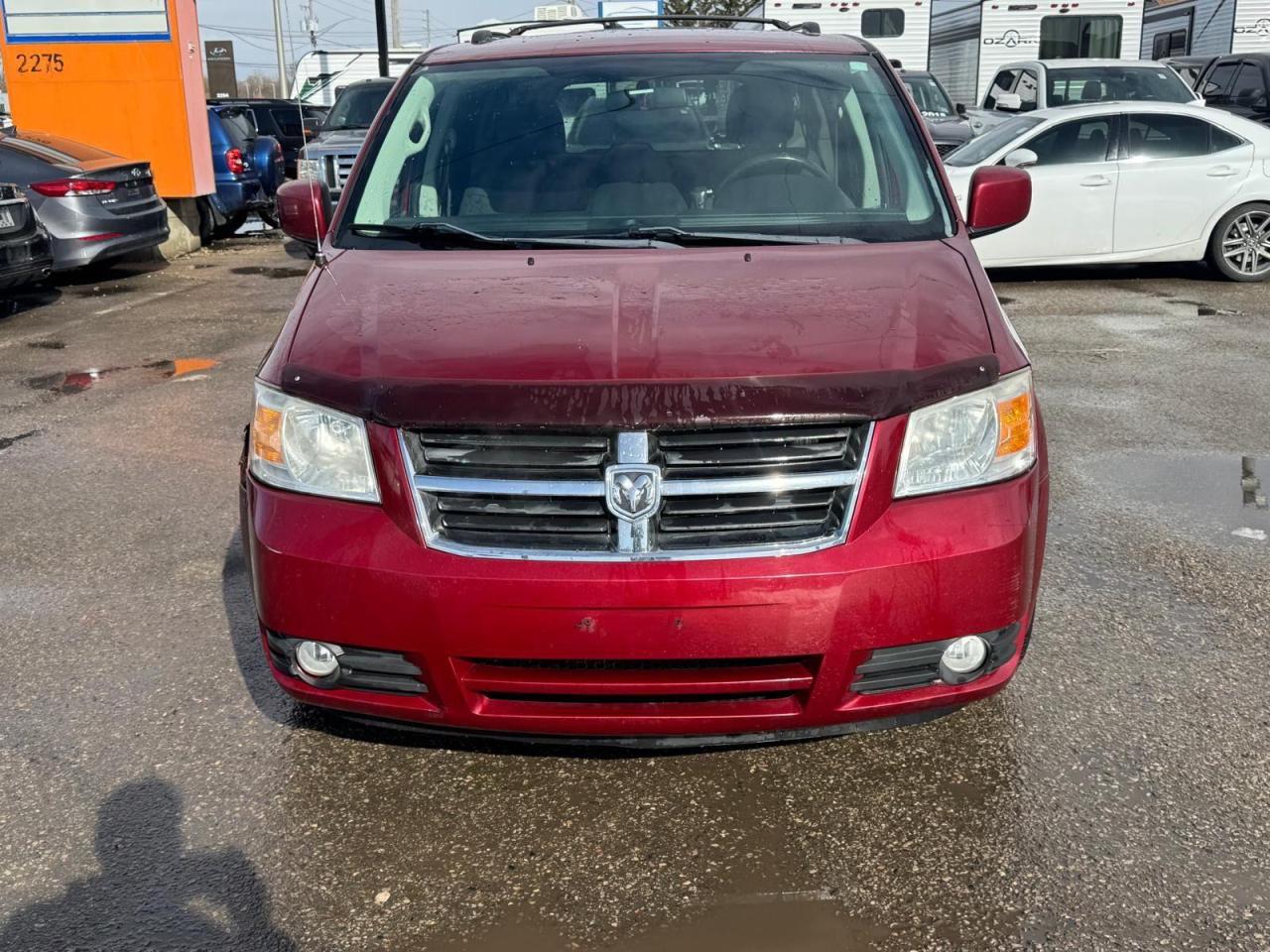 2010 Dodge Grand Caravan SXT, NO ACCIDENTS, RUNS GOOD, AS IS - Photo #8