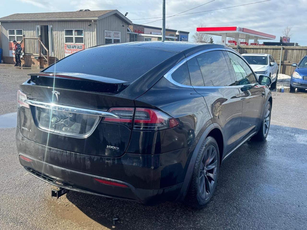 2018 Tesla Model X  - Photo #5