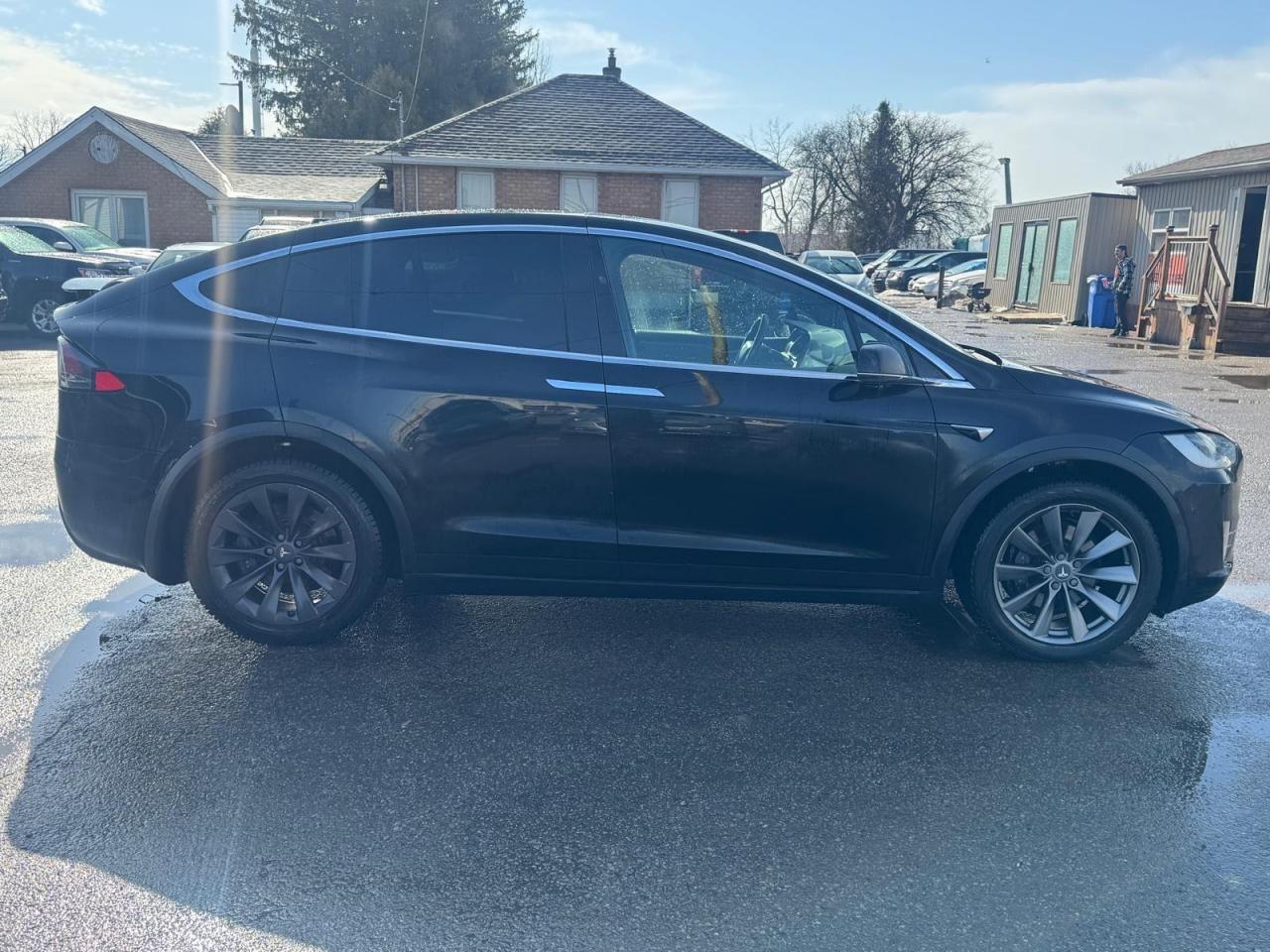 2018 Tesla Model X  - Photo #6