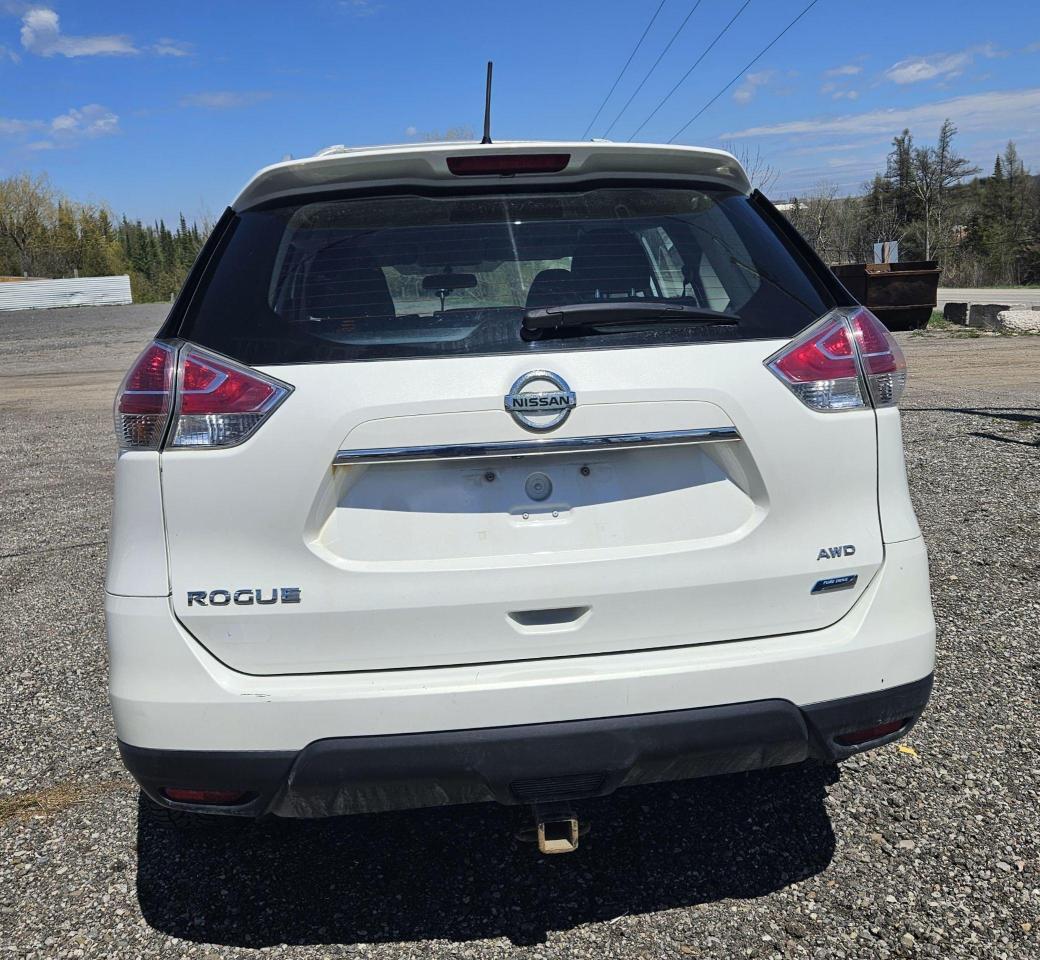 2014 Nissan Rogue  Photo4