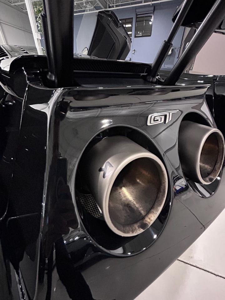 2022 Ford GT CARBON 2dr Cpe **PRICE IN USD** Photo