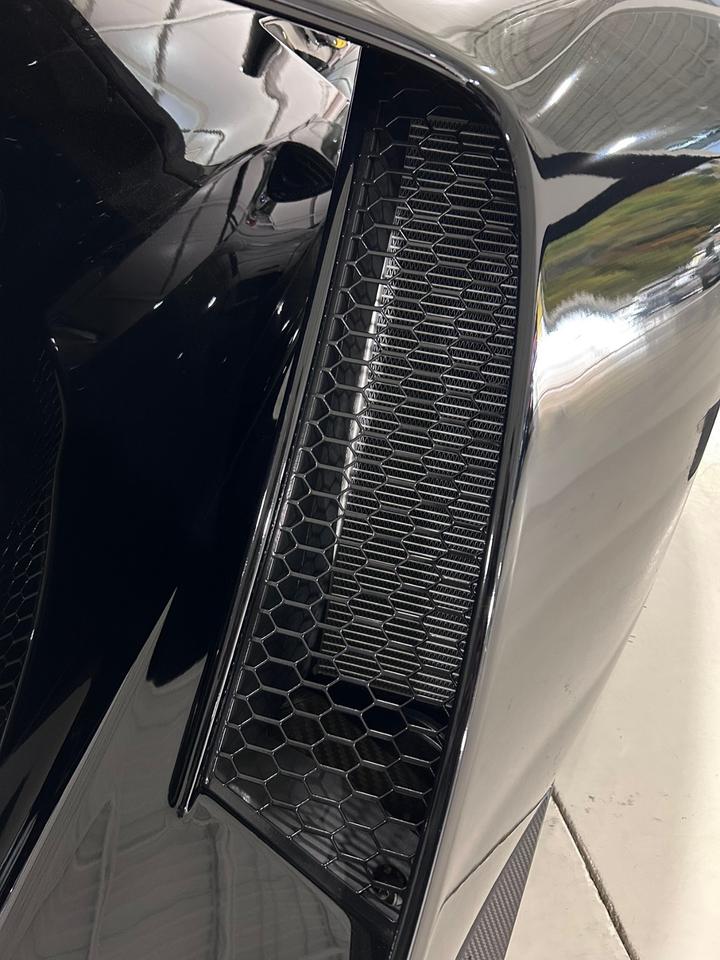 2022 Ford GT **PRICE IN USD** Photo
