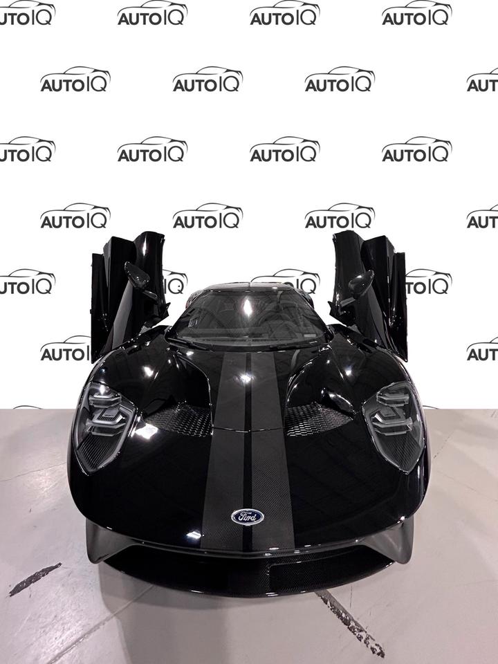 2022 Ford GT **PRICE IN USD** Photo