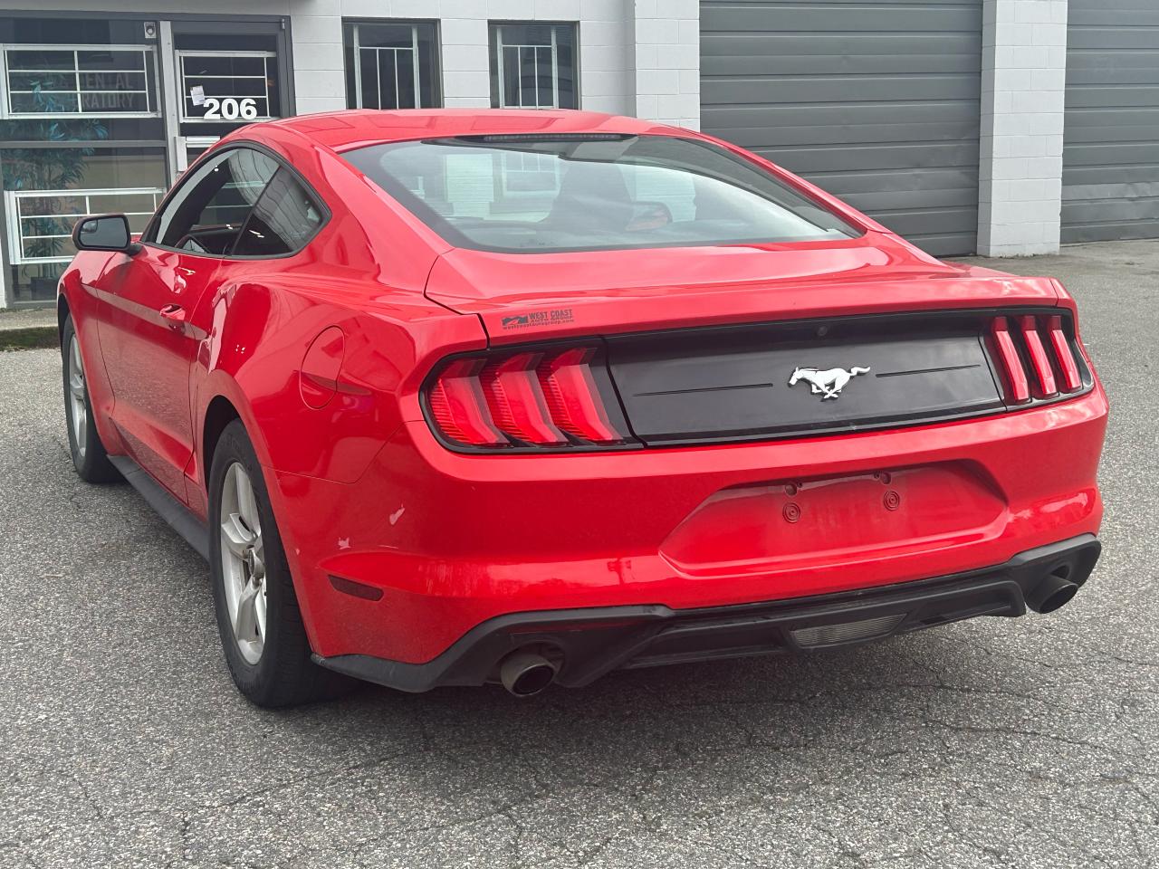 2018 Ford Mustang EcoBoost - Photo #3