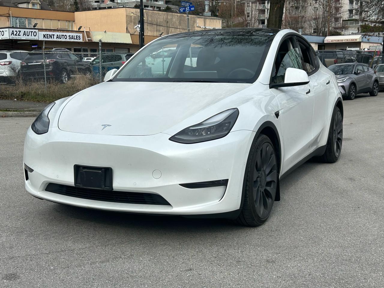 Used 2022 Tesla Model Y PERFORMANCE for sale in Burnaby, BC