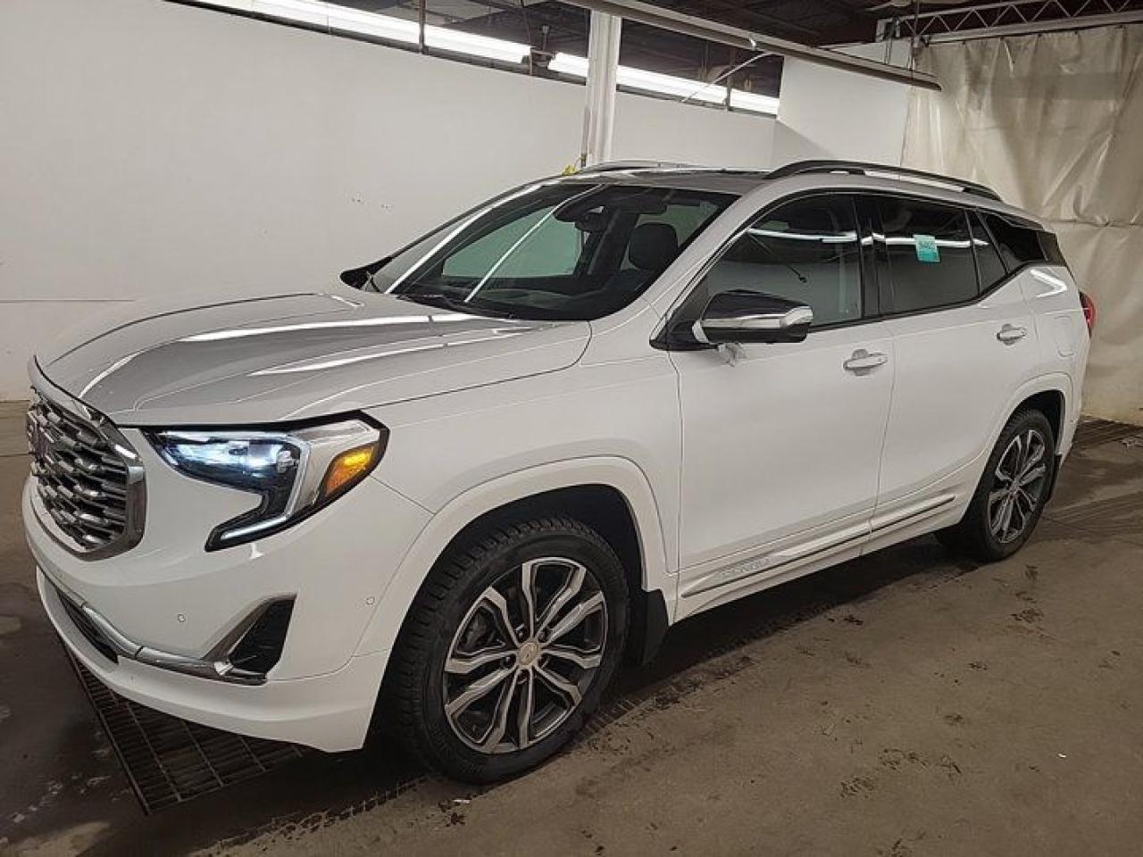 Used 2020 GMC Terrain Denali AWD | Pano Roof | 360 Camera | Adaptive Cruise | Heated Steering + Seats | Leather | Nav | for sale in Guelph, ON