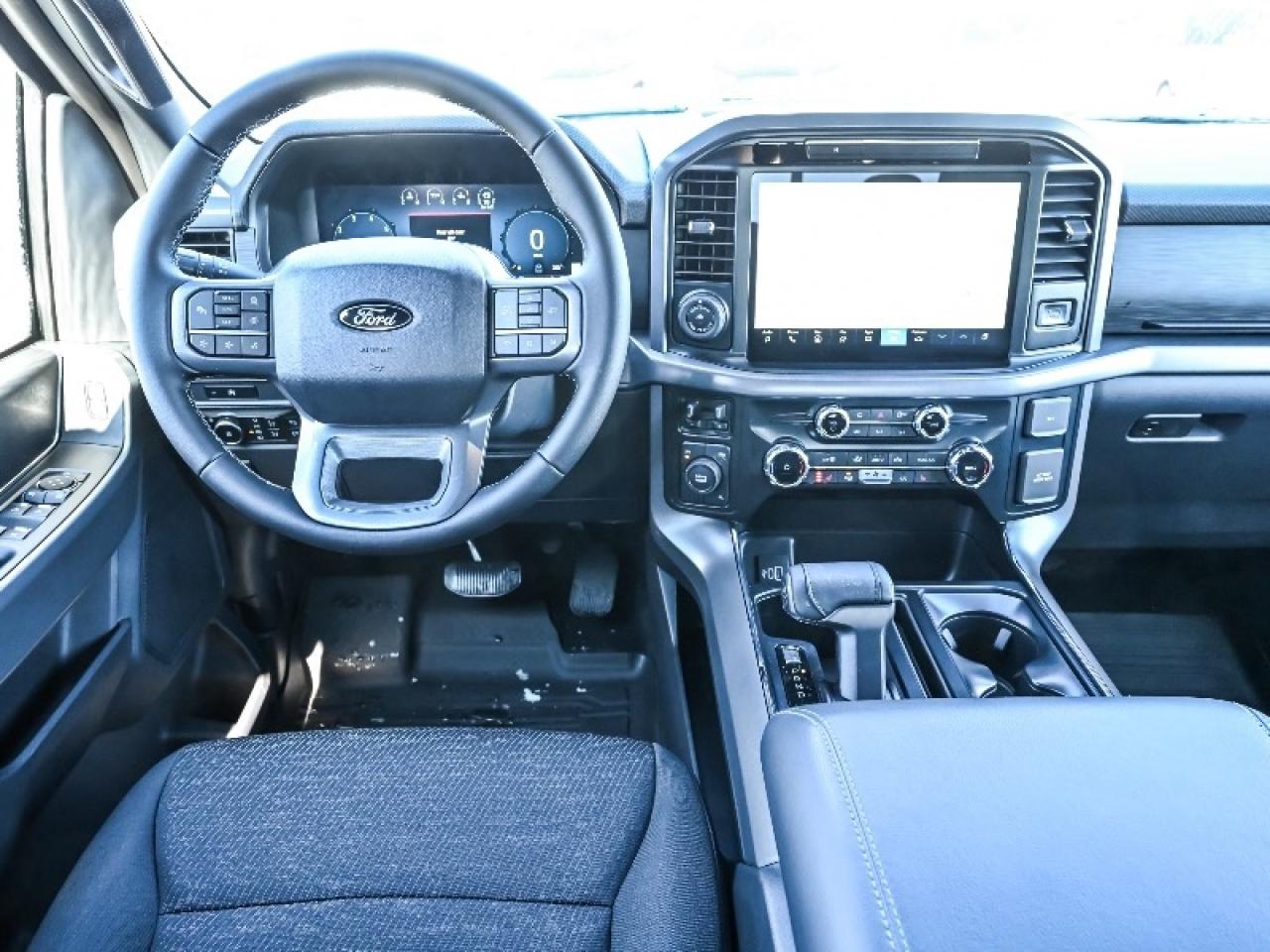 2025 Ford F-150 XLT Photo