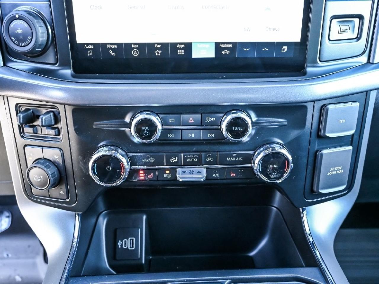 2025 Ford F-150 XLT Photo