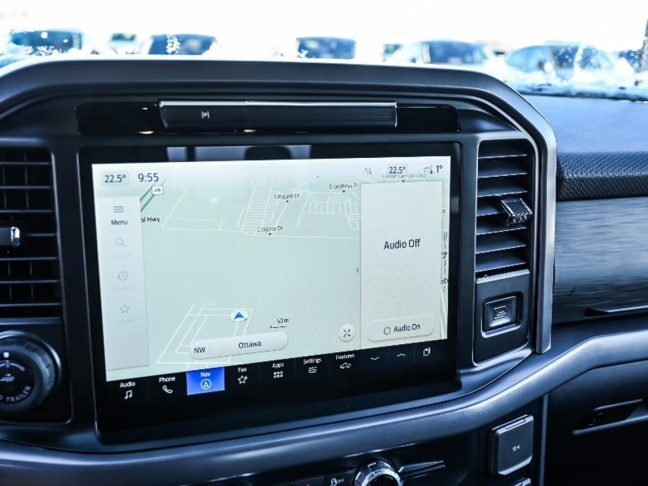 2025 Ford F-150 XLT Photo