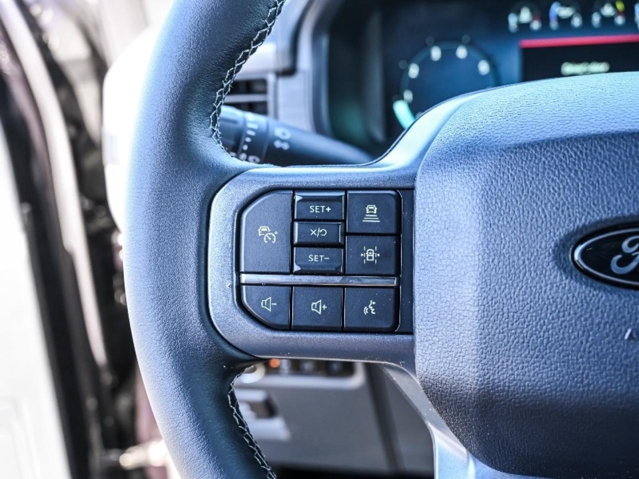 2025 Ford F-150 XLT Photo