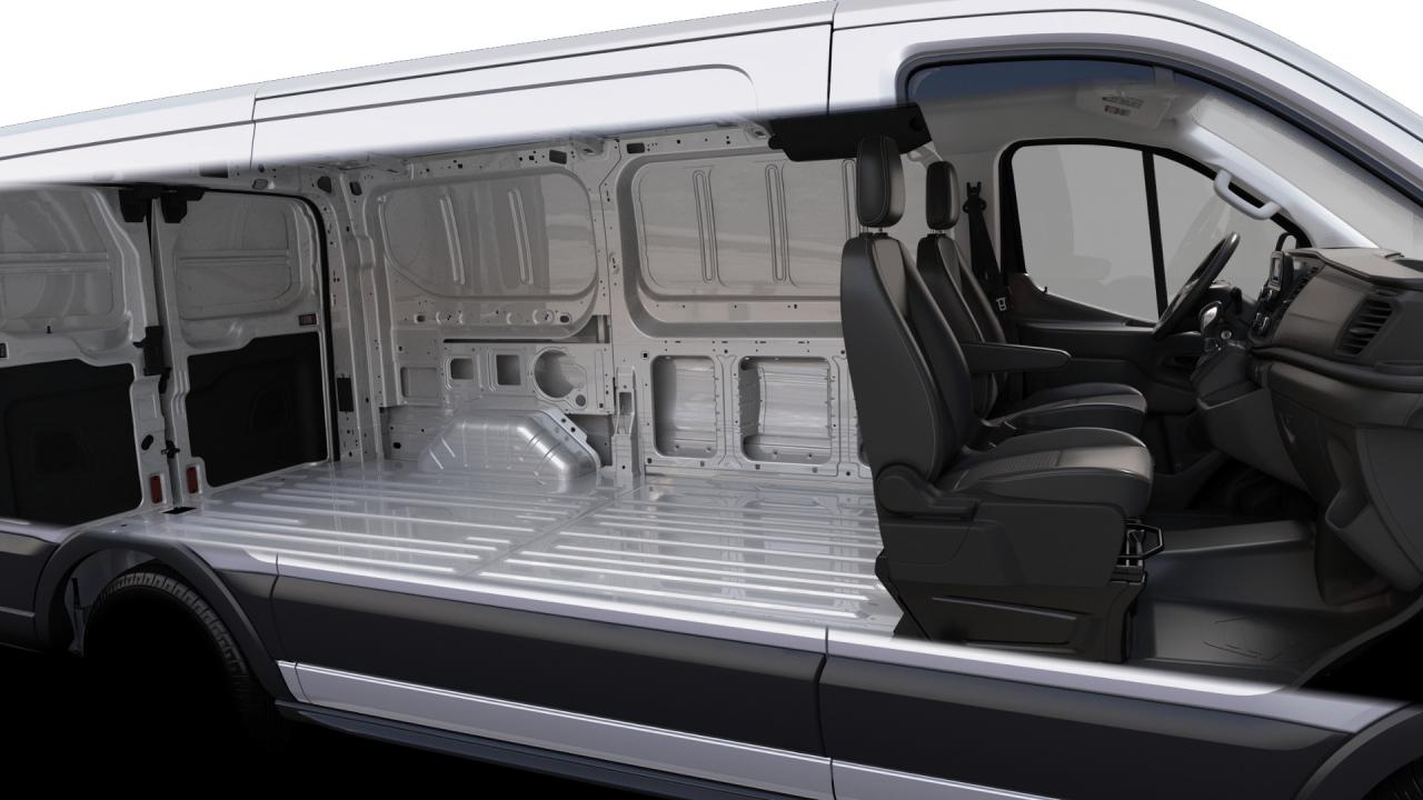 2025 Ford Transit Cargo Van BASE Photo3