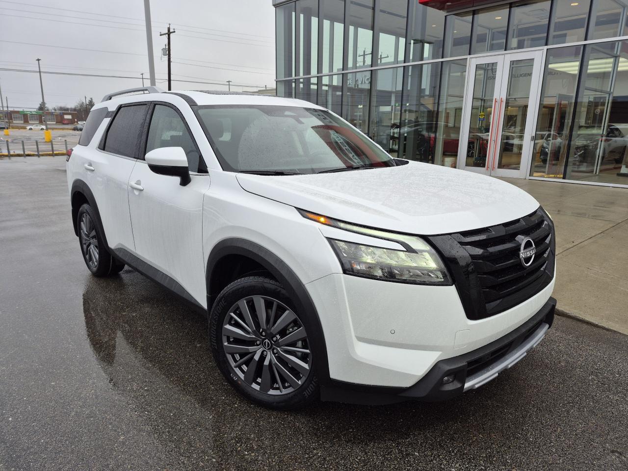 New 2025 Nissan Pathfinder SL for sale in Yarmouth, NS