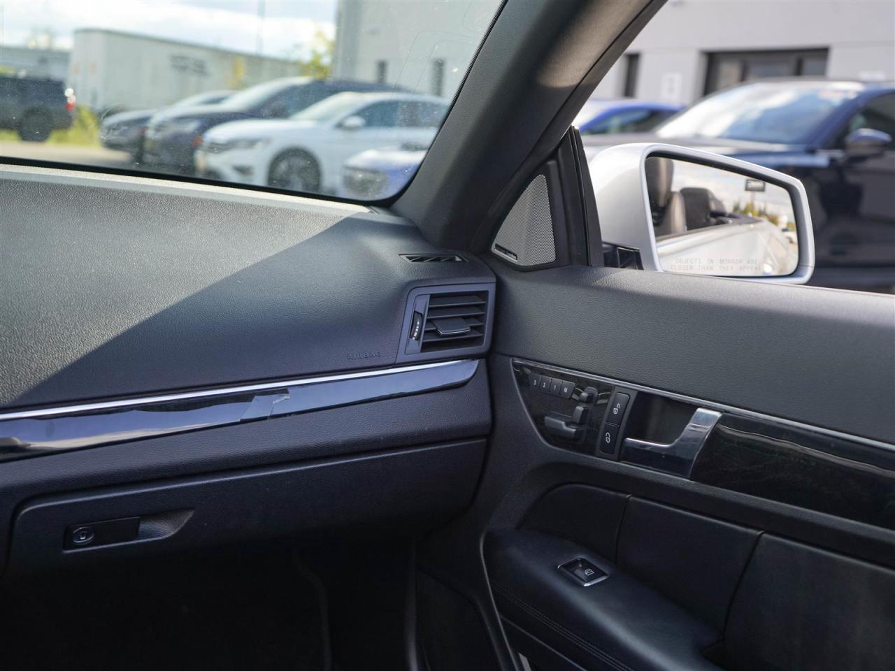 2011 Mercedes-Benz E550 CONVERTIBLE | 5.5L V8 382HP | NO ACCIDENTS | 17 SERVICE RECORDS Photo