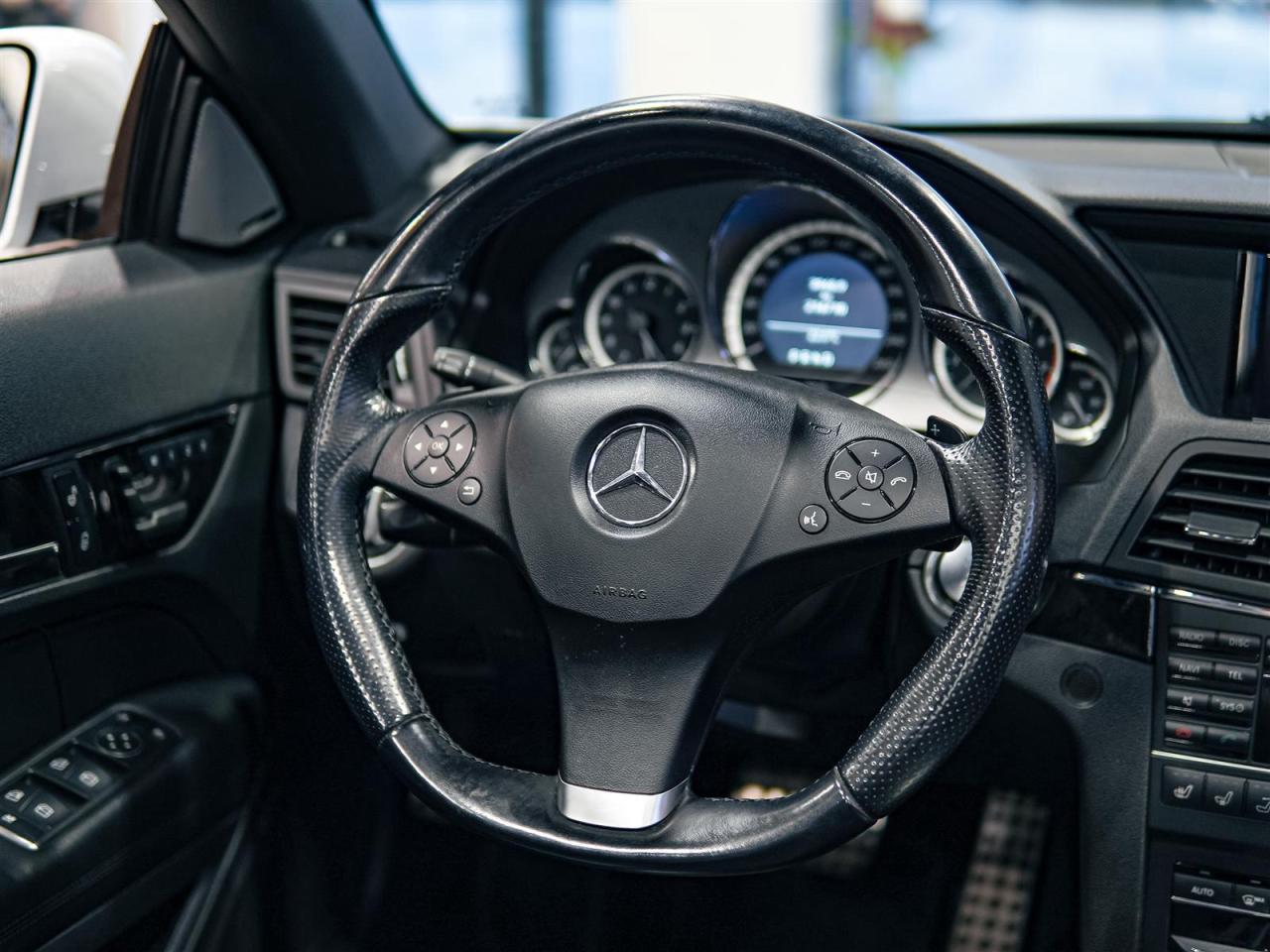 2011 Mercedes-Benz E550 CONVERTIBLE | 5.5L V8 382HP | NO ACCIDENTS | 17 SERVICE RECORDS Photo