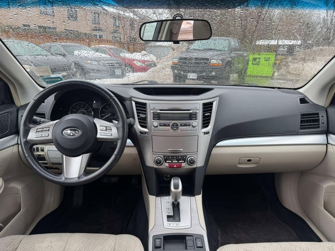 2011 Subaru Legacy 4dr Sdn H4 Auto 2.5i Prem AWP/Pwr Moon - Photo #15