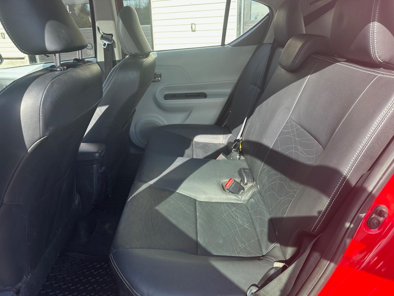 2013 Toyota Prius c Premium - Photo #10