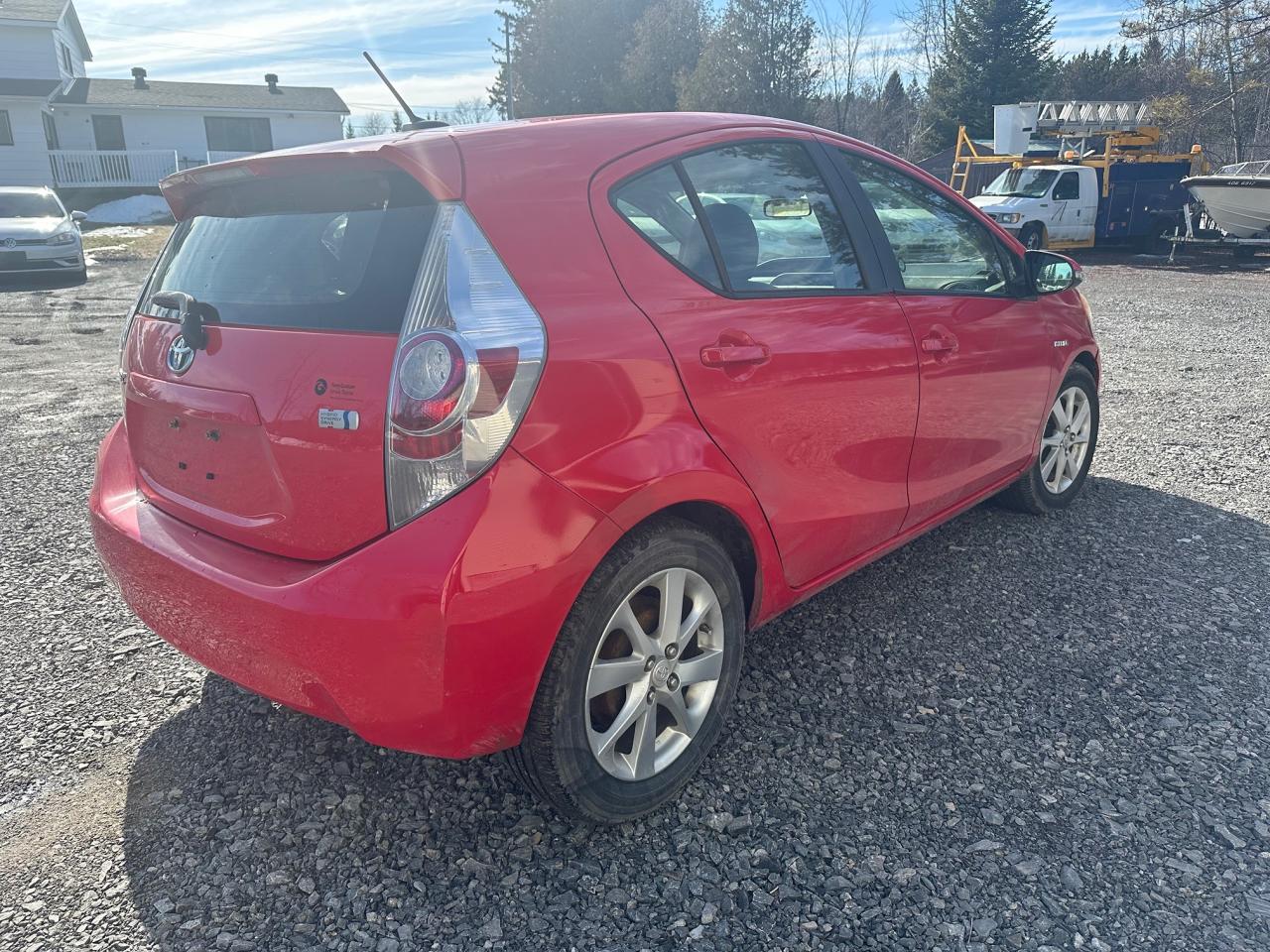2013 Toyota Prius c Premium - Photo #5