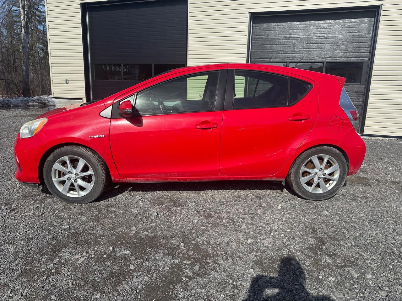 2013 Toyota Prius c Premium - Photo #2
