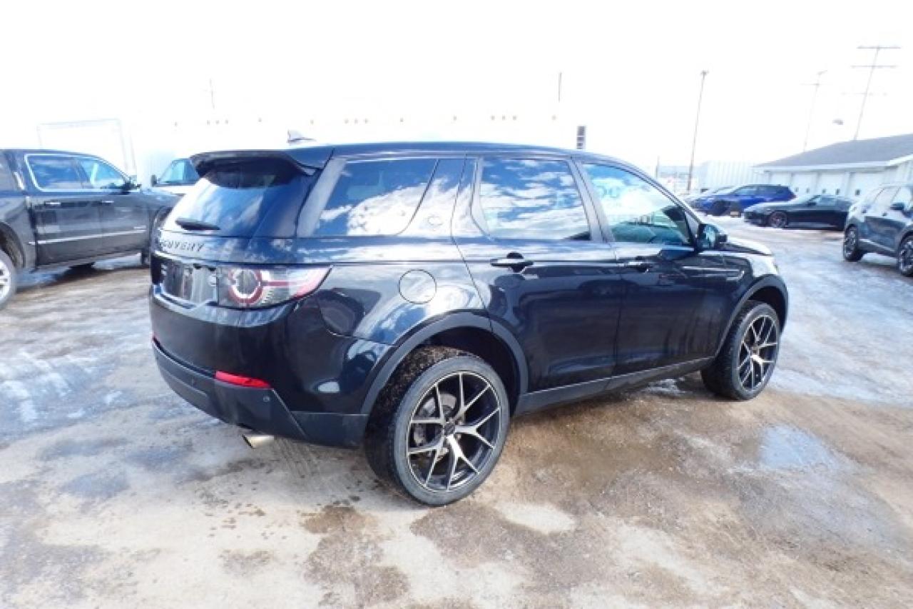 2016 Land Rover Discovery Sport HSE LUXURY 4WD 4dr w/Htd L, pano S/R, NAV, BUC - Photo #6