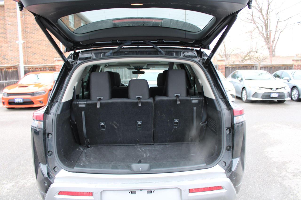 2023 Nissan Pathfinder SV 4WD - Photo #5