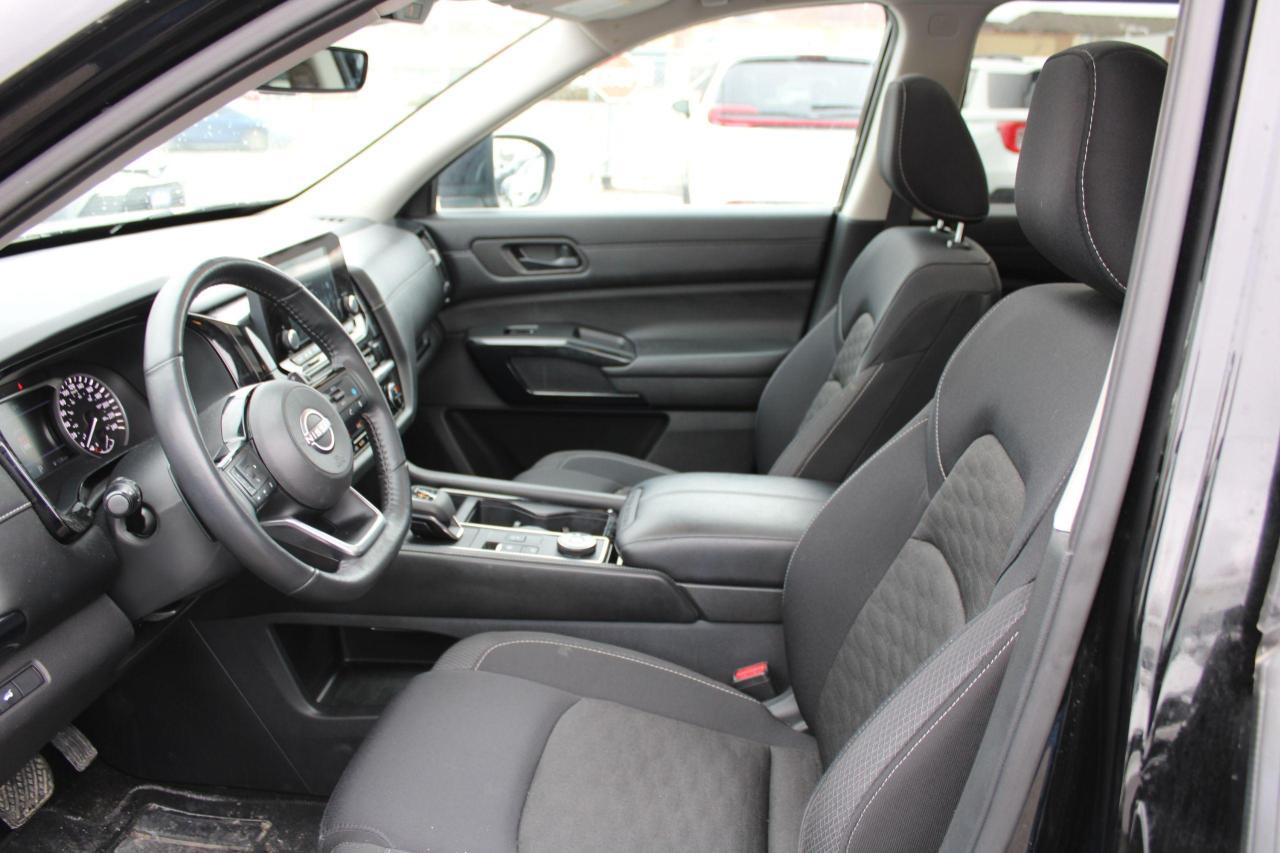 2023 Nissan Pathfinder SV 4WD - Photo #15