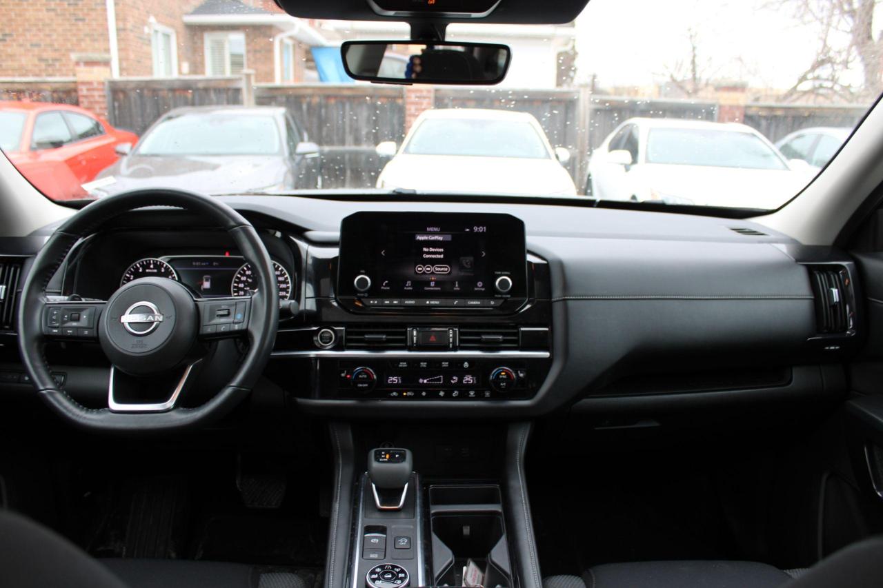 2023 Nissan Pathfinder SV 4WD - Photo #16