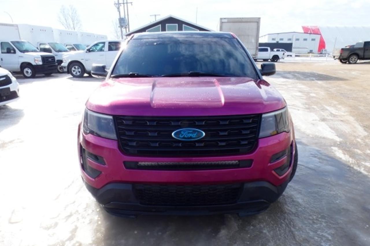 2016 Ford Explorer Sport 4WD 4dr w/H&C L, x2 S/R, NAV, BUC - Photo #3