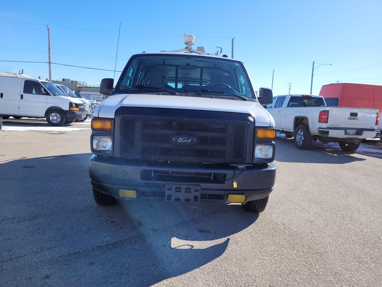 2012 Ford Econoline  - Photo #4