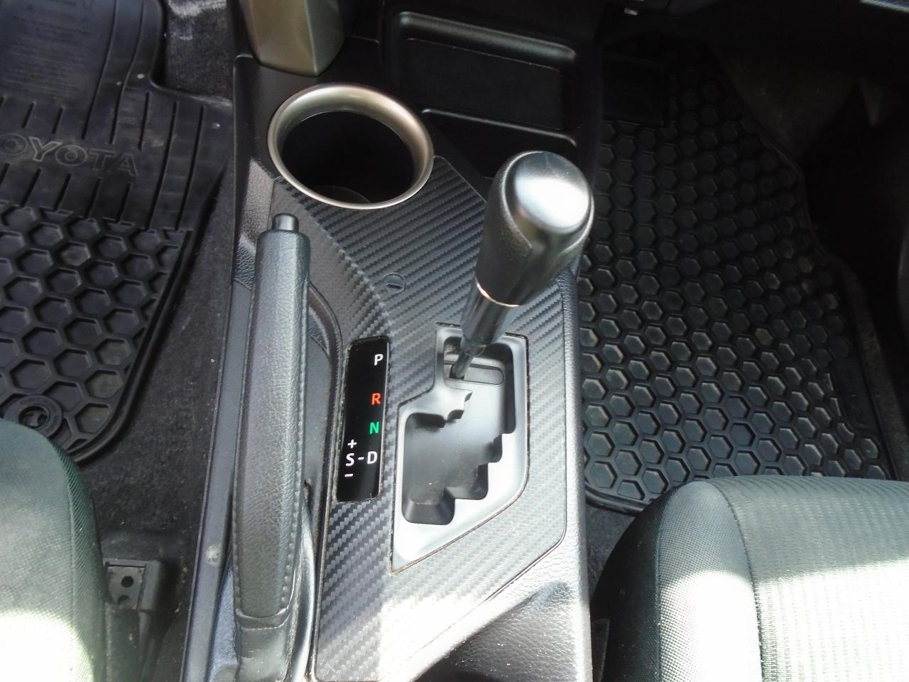 2015 Toyota RAV4 LE/ REAR CAM / KEYLESS/ HEATED SEATS / AC / CLEAN/ - Photo #19