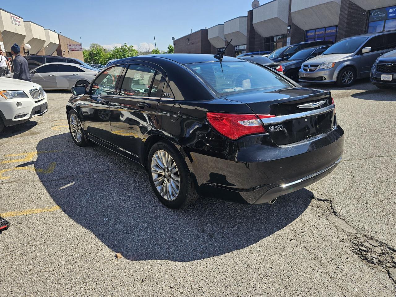 2012 Chrysler 200 Touring - Photo #2