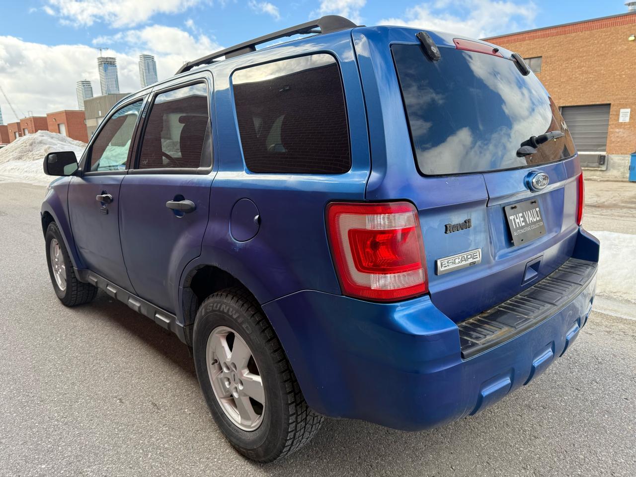 2012 Ford Escape FWD 4dr XLT - Photo #5