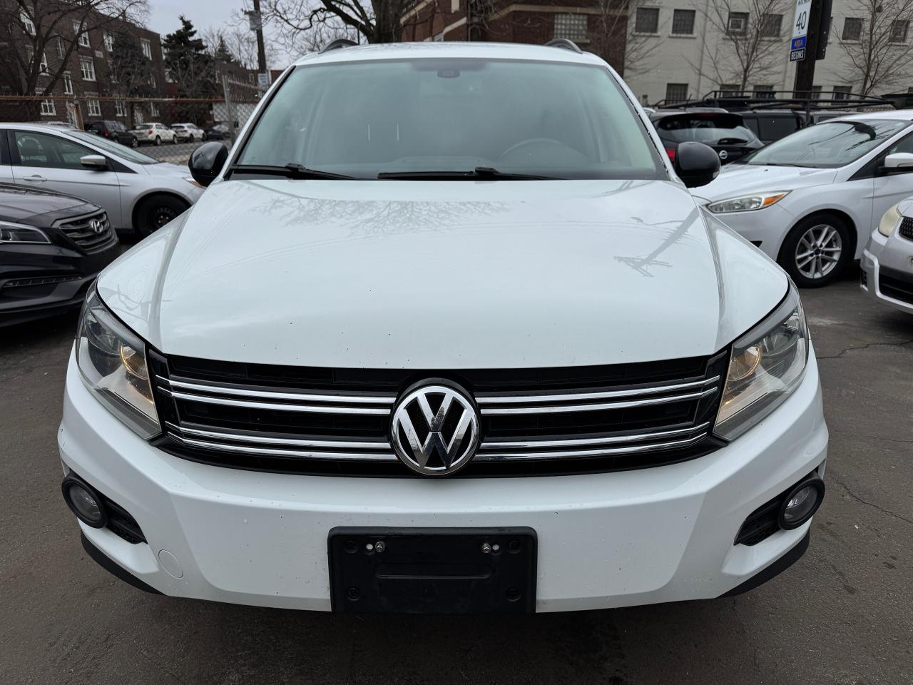 2016 Volkswagen Tiguan 4MOTION 4dr Auto Special Edition - Photo #2