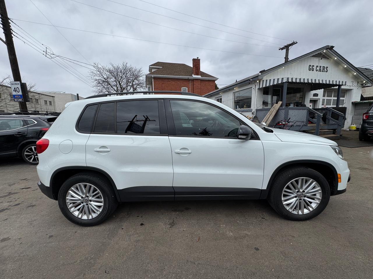 2016 Volkswagen Tiguan 4MOTION 4dr Auto Special Edition - Photo #4